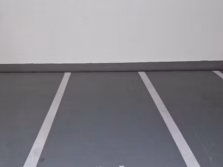 location place de moto aubervilliers proche métro 12