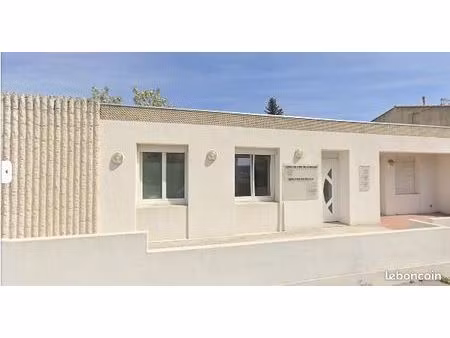 location box dans centre medical chateauneuf les martigues