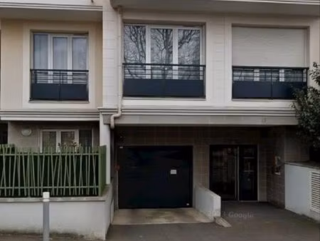 place de parking moto l'hay les roses