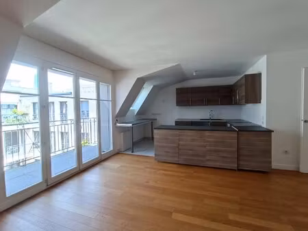 appartement 4p 89m² - dernier étage - puteaux - wallace