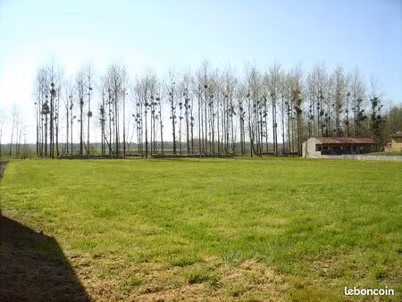 terrain à bâtir de 970 m2