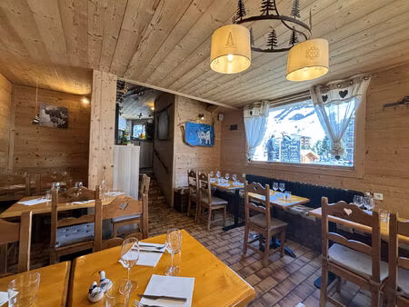 vente divers 2 pièces 375 m² les deux alpes (38860)