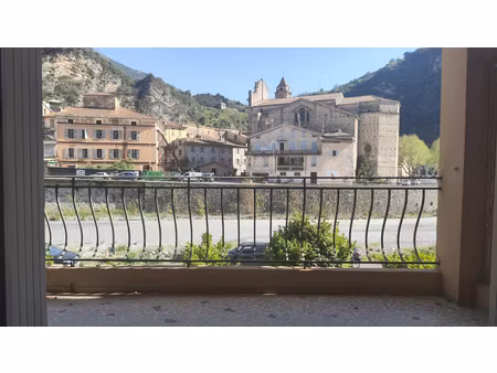 3 pièces coté soleil avec vue