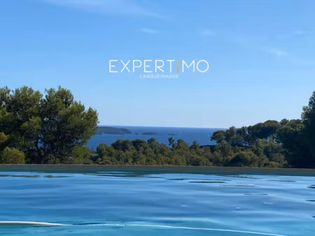 villa vue mer avec piscine au mont des oiseaux