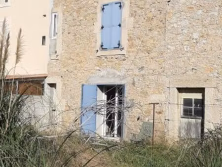 canet d'aude  maison en pierres à rénover avec petit jardin