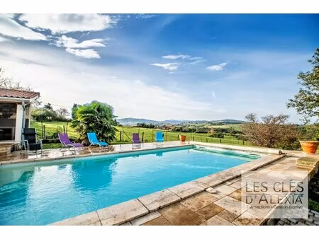 maison de luxe à vendre à échalas