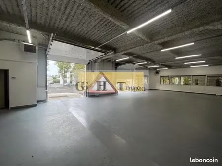 local industriel 644 m²