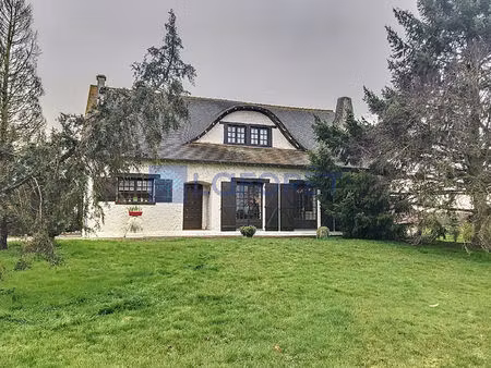 maison t9 près de crucey villages à vendre