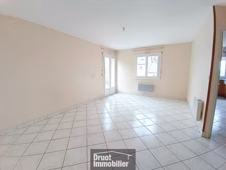 vente appartement 3 pièces 65m2 baraqueville 12160 - 107000 € - surface privée