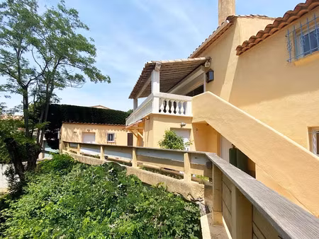 vente appartement 5 pièces 214 m² à saint-tropez (83990)  1 695 000 €
