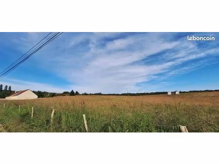 terrain 1888 m² cerisiers