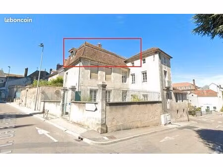 bureaux 76 m² auxerre