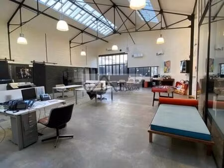 local industriel 145 m²