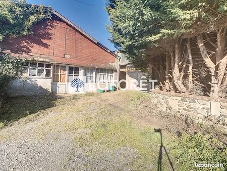 local 800 m² moncoutant