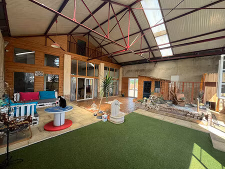 vente loft 5 pièces  174.00m²  blendecques