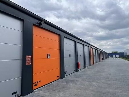 location local d'activités wittenheim 1 834 m²