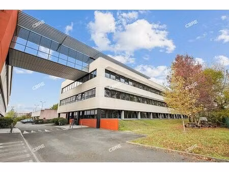 location coworking gradignan 3 824 m²