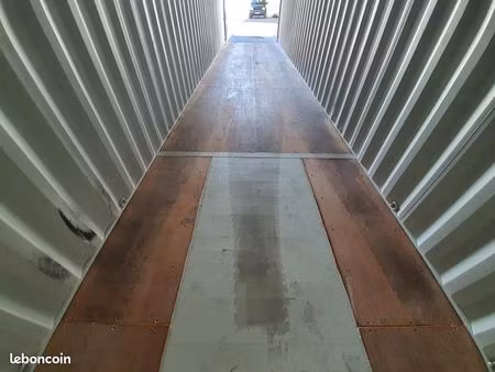 box de stockage container de stockage 28m2 au sol volume 66m3