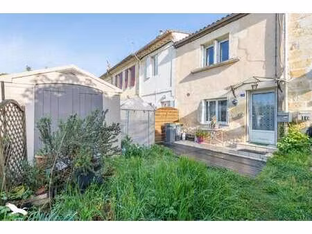 vente maison à latresne (33360) : à vendre / 94m² latresne