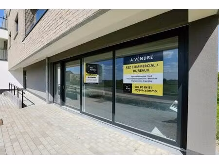 surface commerciale neuve idéalement située