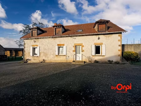 vente ferme 6 pièces 178 m² à saint-marcel-en-murat (03390)  173 000 €