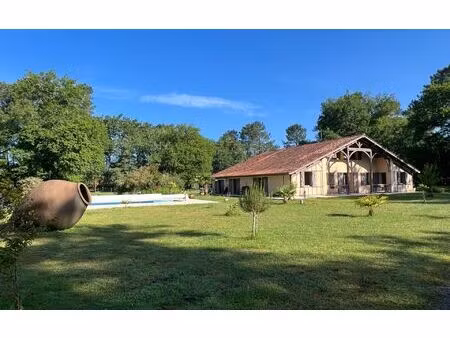 maison bourriot-bergonce 226 m² t-7 à vendre  520 000 €