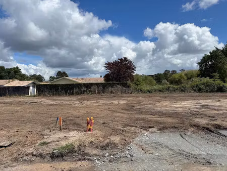 vente terrain 675 m² à barsac (33720)  97 800 €