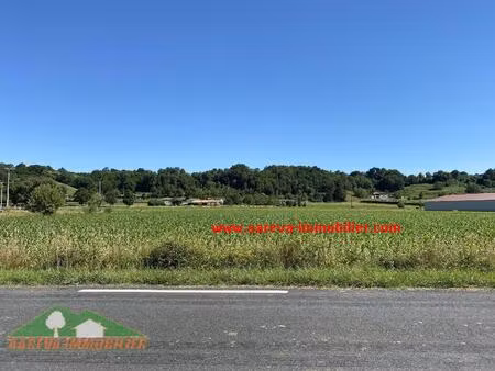 terrain de 9100 m² constructible en zone artisanale et commerciale