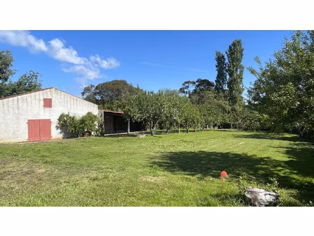 terrain 1145 m2 bourgenay