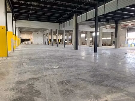 location local d'activités rosny sous bois 4 551 m²
