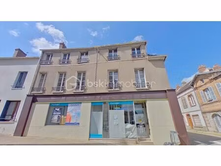 immeuble mixte de 303 m² à pont-sur-yonne