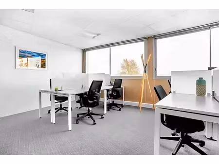 travaillez et collaborez dans un espace de bureaux partagés à paris  spaces saint lazare