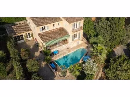 villa avec piscine et terrasse valbonne (06)