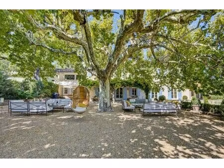 maison de 13 pièces de luxe en location saint-rémy-de-provence  provence-alpes-côte d'azur