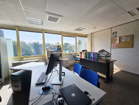 espace bureaux 156m2 - tout confort - climatisation - lumineux - proximité a4 - parfait ét