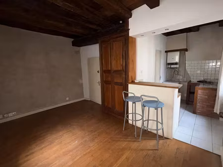 location appartement 1 pièce 23 m² à nevers (58000)  315 €