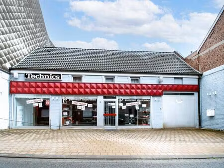 te renoveren handelswoning in centrum liedekerke