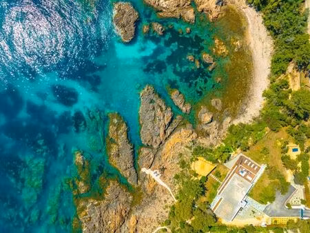 villa de 7 pièces de luxe en location sari-solenzara  corse