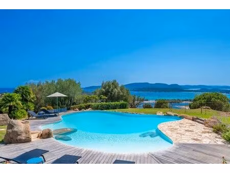 villa de luxe de 8 pièces en location sainte-lucie de porto-vecchio  france