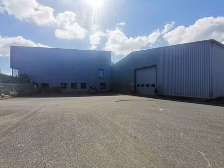 location boutique 10 pièces