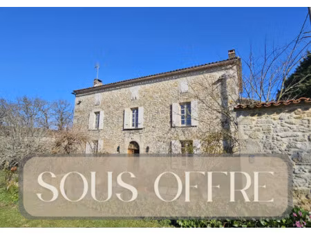 magnifique maison girondine avec grandes dépendances et parc