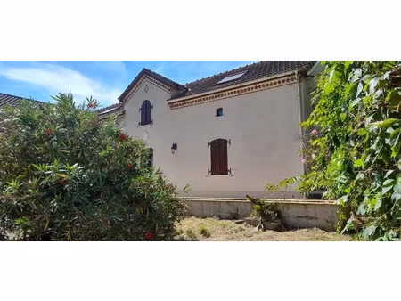 vente maison 3 pièces 184 m² à sauveterre (65700)  185 000 €