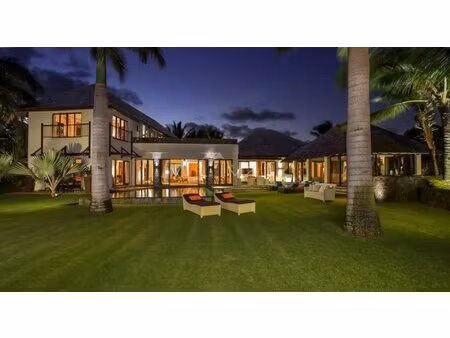 ile maurice - villa pieds dans l'eau - beau champ - mzimc045