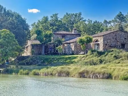 prestigieuse maison en vente châteauvert  provence-alpes-côte d'azur