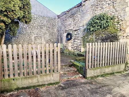 maison 4 pièces 121 m² archingeay