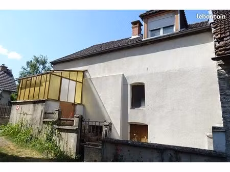 maison de village 3 pièces 85 m²