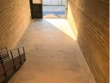 local d'activite a vendre