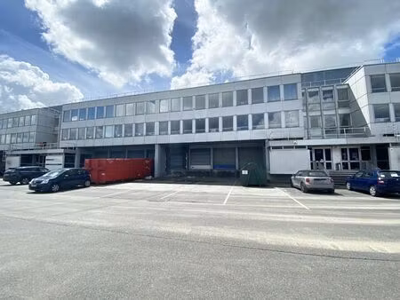location local d'activités orly 1 391 m²