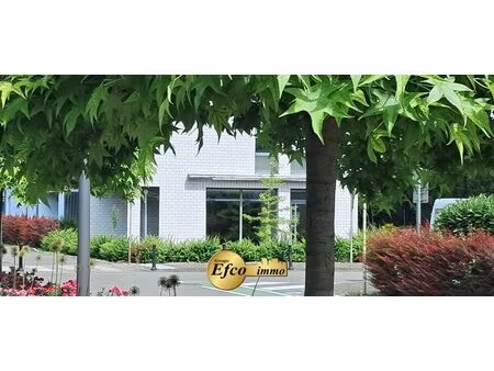 en vente local commercial 75 68 m² – 176 000 € |huningue