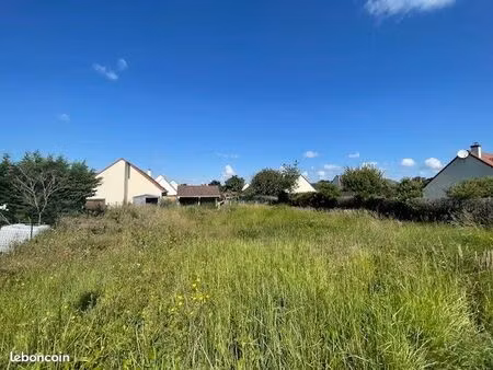 terrain 570 m² checy